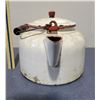 Image 2 : Vintage Metal Kettle
