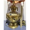 Image 2 : Vintage Intricately Carved Brass Lamp