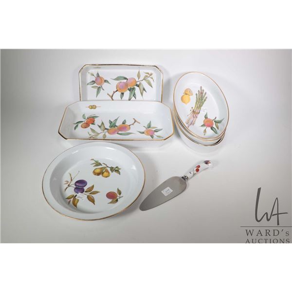 Selection of Royal Worcester Evesham Gold fine porcelain including three oval baking dishes, two rec