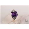 Image 1 : 14kt yellow gold and white gold setting, amethyst gemstone and diamond ring. Set with 2.75ct emerald