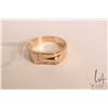 Image 1 : Gent's 14kt yellow gold ring with six channel set diamond, sized 9.75