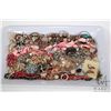 Image 1 : Tray lot of vintage and collectible jewellery including necklaces, brooches, bracelets rings, earrin