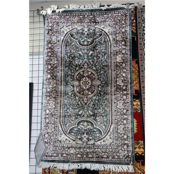 Contemporary floral motif, silk "Kashmir" knotted area carpet with center medallion, steel blue back