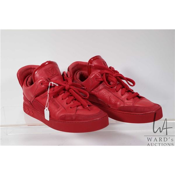 Pair of vintage red leather shoes marked "Louis Vuitton and Kanye West" Don red style, Size 8. Seria