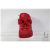 Image 8 : Pair of vintage red leather shoes marked "Louis Vuitton and Kanye West" Don red style, Size 8. Seria