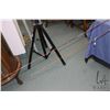 Image 8 : Selection of vintage bamboo fly fishing rods: two 3 piece rods and two 2 piece rods including "Actio