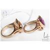 Image 2 : Two 10kt yellow gold and flower motif gemstone rings, both size 5