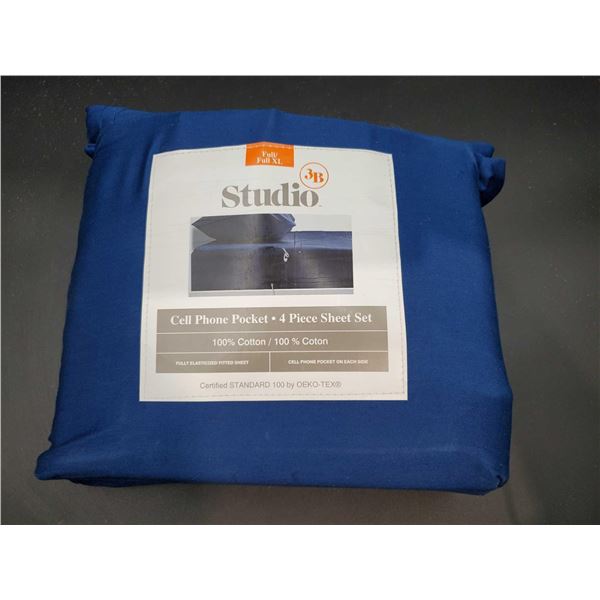 Studio Cell Phone Pocket 4 Piece Sheet Set (Full/Queen)