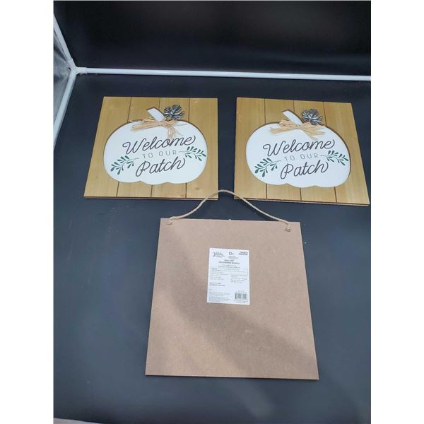 Lot of Fall Home Decor Signs