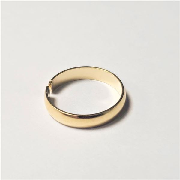 10K Yellow Gold Toe/Baby 1.1G Ring (~Size 7?)(Ring is resizable for $40) (~length inches), Suggested