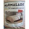 Image 1 : Marmalade 7 Piece Sweetheart Complete Bed Set, 1 Comforter, 2 pillow Shams + 4 Pc Sheet Set