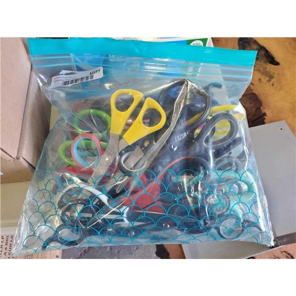 Lot of assorted Scissors