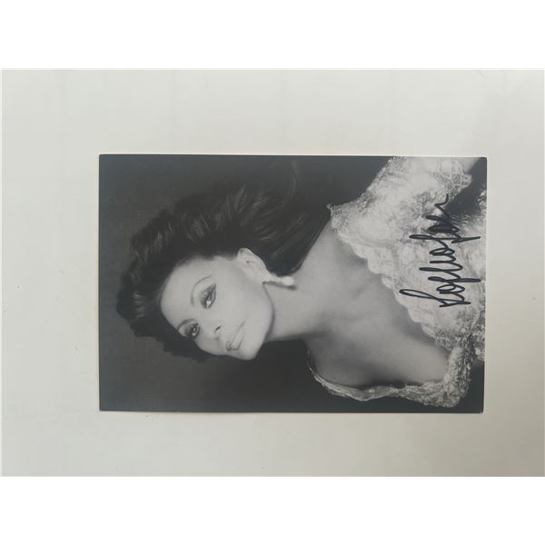 Sophia Loren signed photo