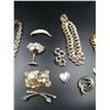 Image 3 : Assortment of Women's Jewelry