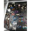 Image 6 : Large Assortment of Women's Earrings