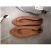 Image 2 : Assorted Women's Shoes - Approx. Size 8
