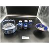 Image 1 : Assortment of Blue Asian-Style Decorative Porcelain-Ware