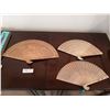 Image 2 : 3 x Ornate Asian Decorative Hand-Fans