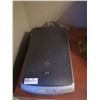 Image 1 : Epson Perfection 1660 Photo - Photocopier/Scanner