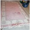 Image 2 : Orient Pink and Beige Large Rug