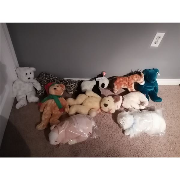 Assortment of Large Beanie Babies