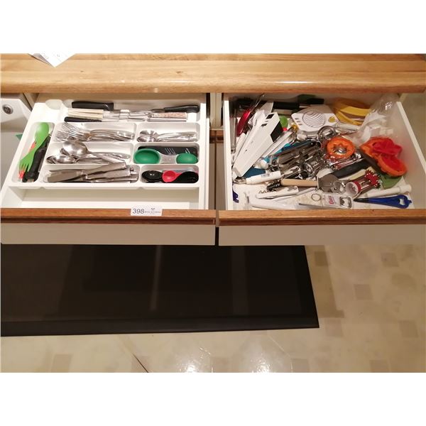 Assortment of Cutlery and Kitchen Utensils w/ Cutlery Organizer