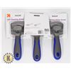 Image 1 : LOT OF 3 CAT GROOMING SELF CLEANING SLICKER BRUSH