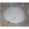 Image 1 : LIGHT FIXTURE
