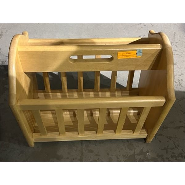 ESTATE WOODEN MAGAZINE/ BOOK HOLDER/ BASKET