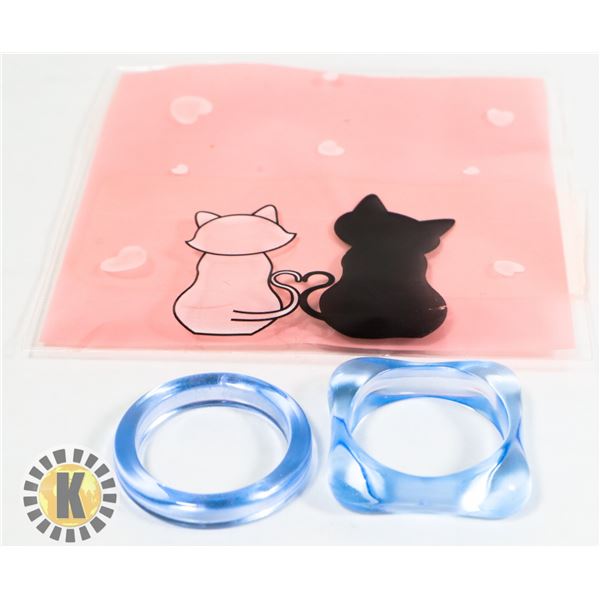 2 NEW GEOMETRIC SQUARE & ROUND SHAPED RESIN RINGS