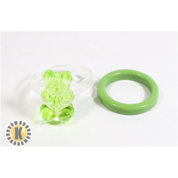 NEW 2PC RING SET. 1 GREEN GUMMY BEAR RING AND
