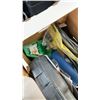Image 4 : BOX OF BARBECUE ITEMS
