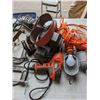 Image 3 : BOX OF TROUBLE LIGHTS, CLAMPS, MAKITA SAWZALL AND MORE