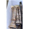 Image 2 : TOTE OF CANDLE STANDS AND DECOR