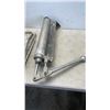 Image 2 : DRYWALL MUDDING GUN, DRYWALL TAPER, WITH TILE CUTTER