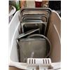 Image 2 : TOTE OF STAINLESS SERVING AND STEAMING DISHES