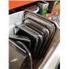 Image 5 : TOTE OF STAINLESS SERVING AND STEAMING DISHES