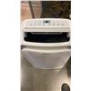 Image 7 : DANBY DESIGNER 14000 BTU PORTABLE AIR CONDITIONER