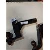 Image 3 : 2 TRAILER HITCHES