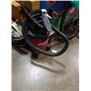Image 1 : 6 GALLON WET/DRY SHOP VAC WORTKING