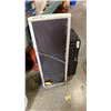 Image 1 : 3 PIECE PREMIER LUGGAGE AND SOLAR PANEL