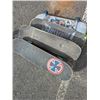 Image 2 : 4 LOST PROPERTY SKATEBOARDS