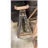 Image 2 : 5 JACK STANDS