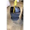 Image 2 : LOT OF PLASTIC PLANTERS AND 2 UMBRELLAS