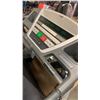 Image 3 : PRO FORM XP TREADMILL