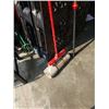 Image 2 : LANDSCAPE ROLLER AND BENCH PRESS BAR