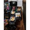 Image 3 : TRAY OF NEW COLLECTIBLE TOYS AND 4 SETS OF NEW DISHCLOTHS