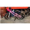 Image 2 : BLACK HYPER BIKE AND PINK BIKE