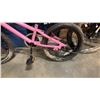 Image 3 : BLACK HYPER BIKE AND PINK BIKE
