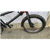 Image 3 : BLACK BMX BIKE